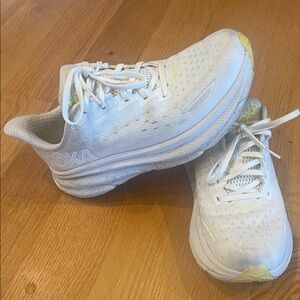 Hoka Clifton 9’s